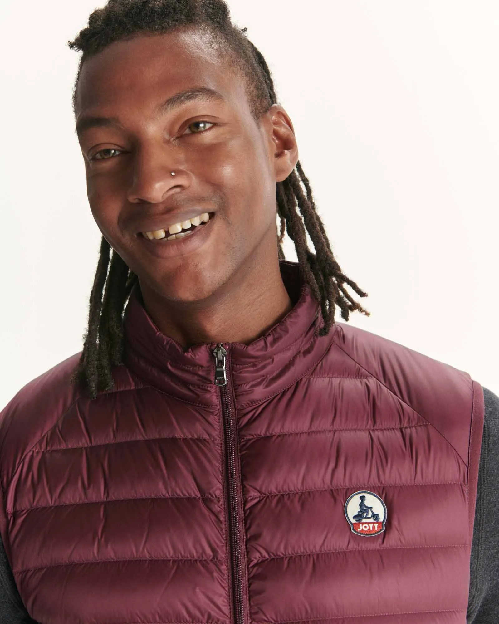 Aubergine Sleeveless down jacket Tom