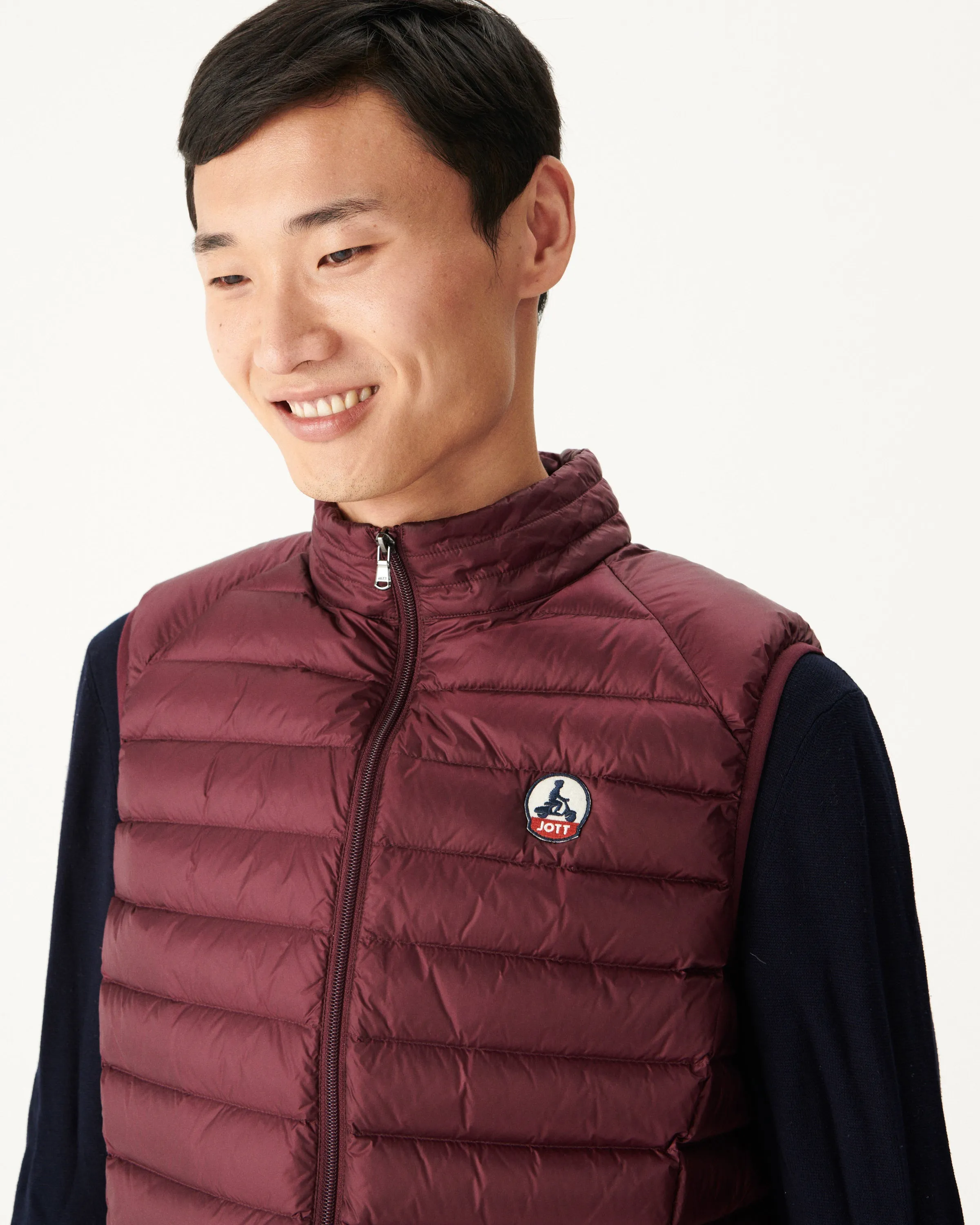 Aubergine Sleeveless down jacket Tom