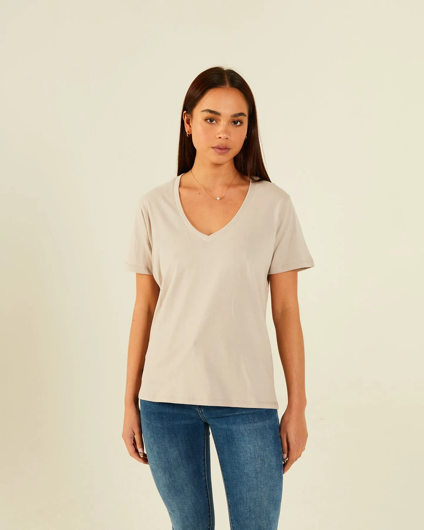 Elisa Basic V Neck Tee Warm Stone