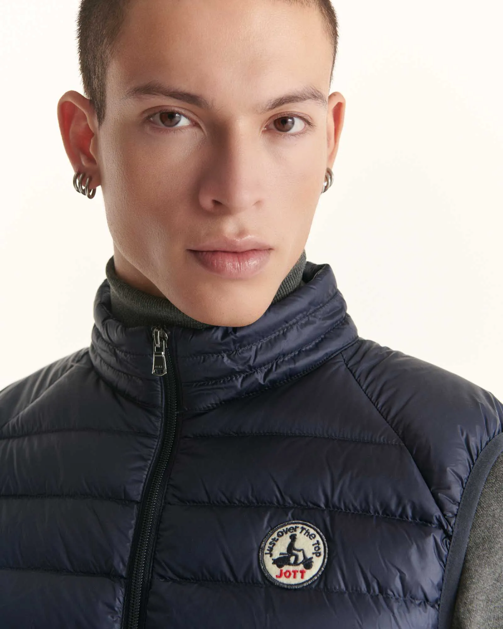 Navy Sleeveless down jacket Tom