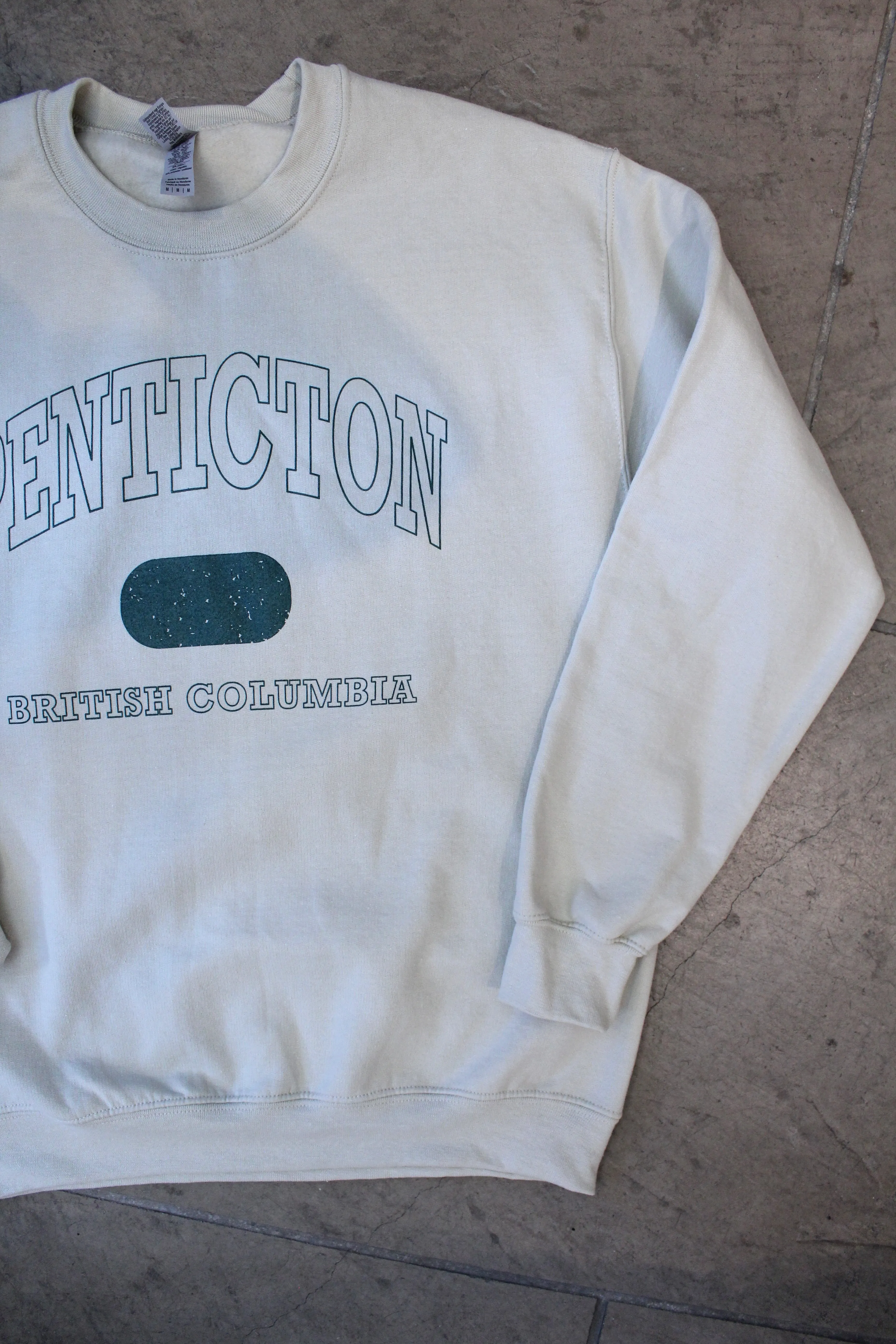 Penticton Cream Sweatshirt