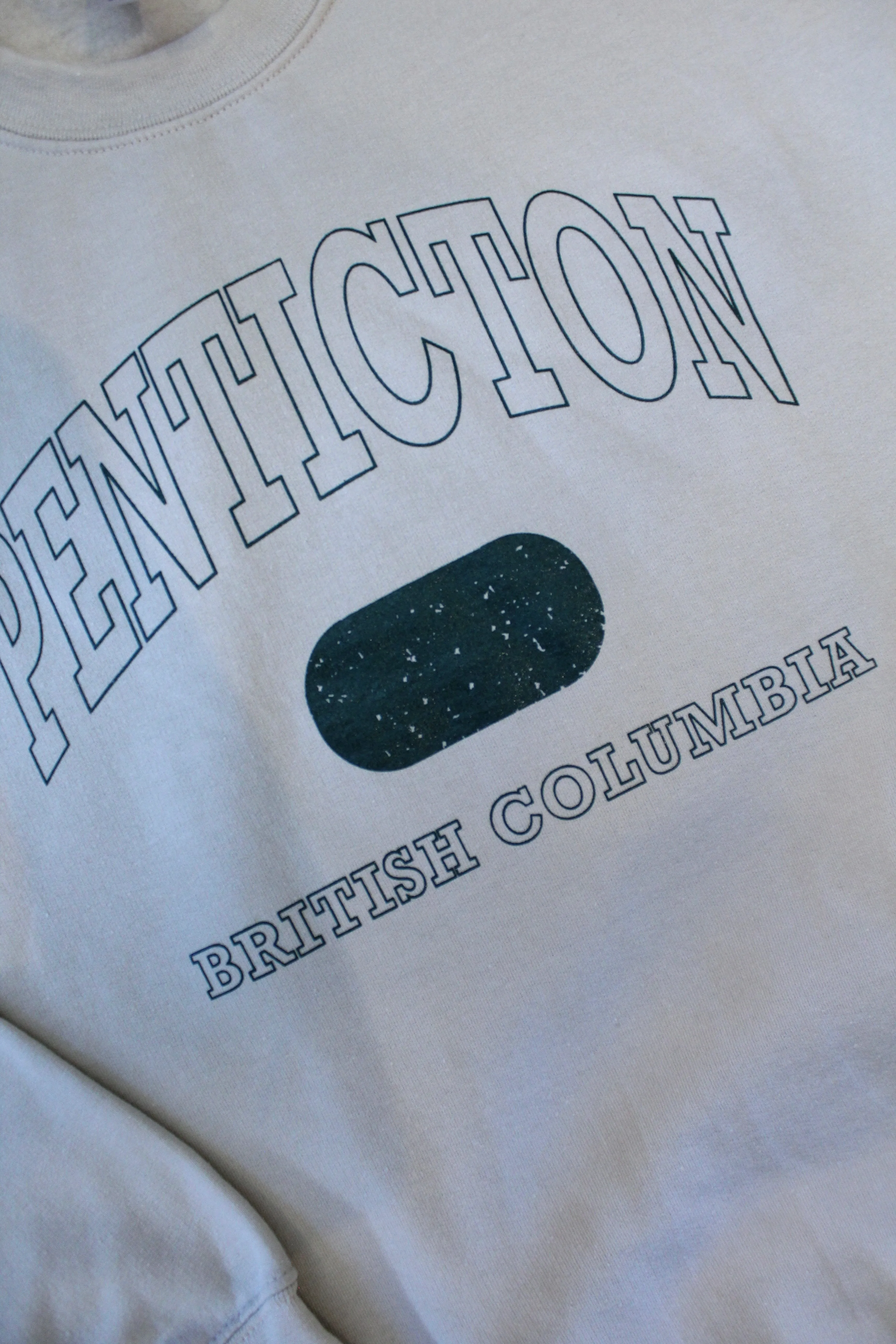 Penticton Cream Sweatshirt