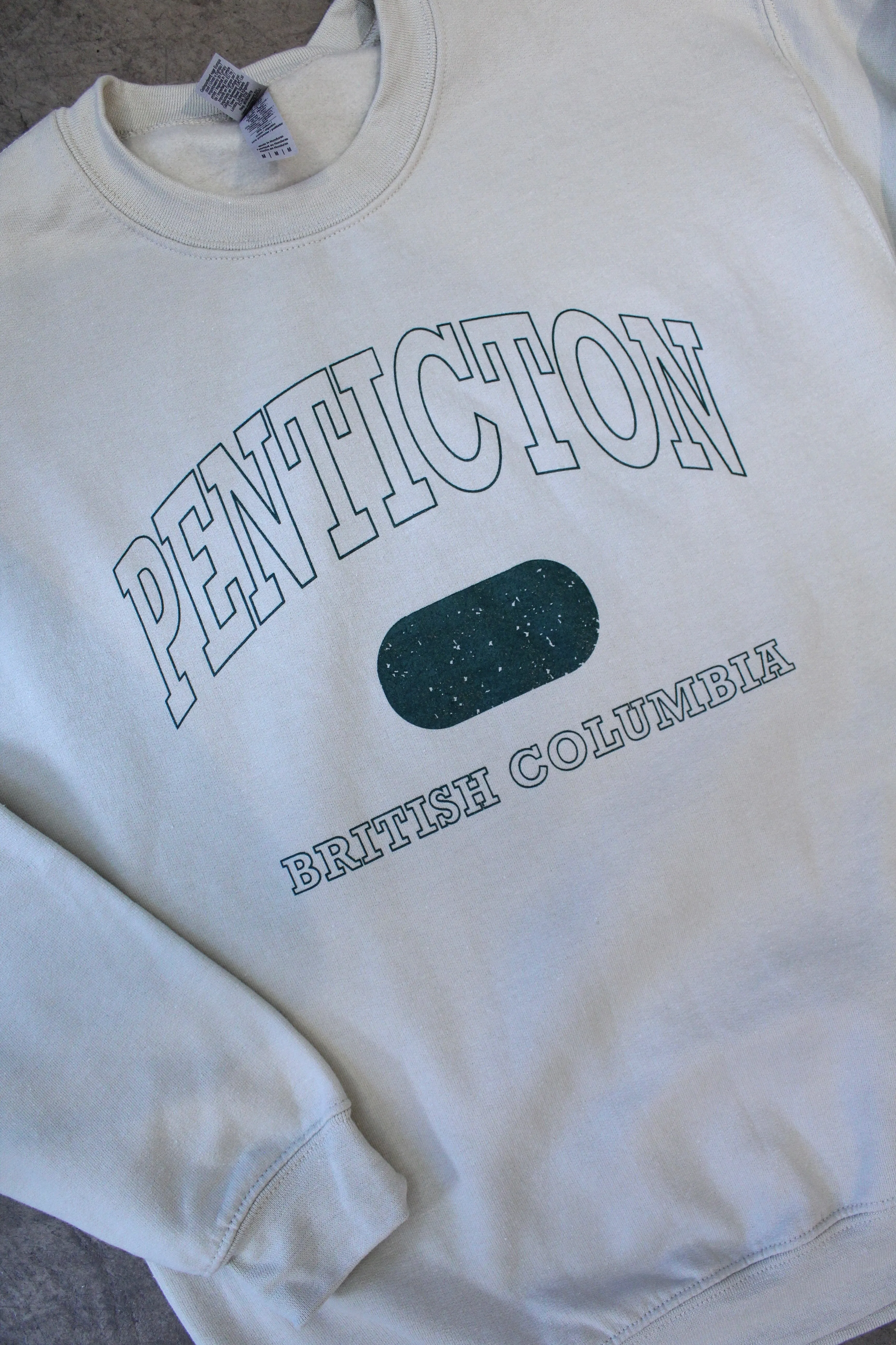 Penticton Cream Sweatshirt