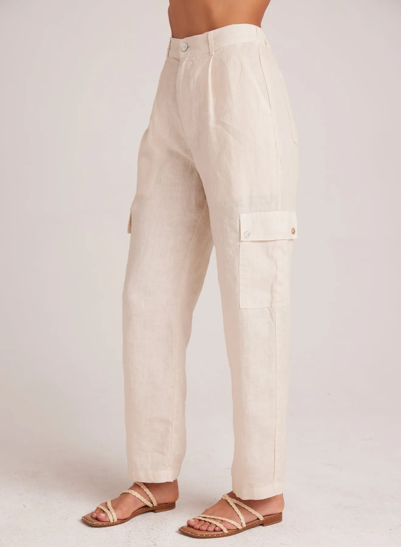 Pleated Linen Cargo Trousers - Samba Tan