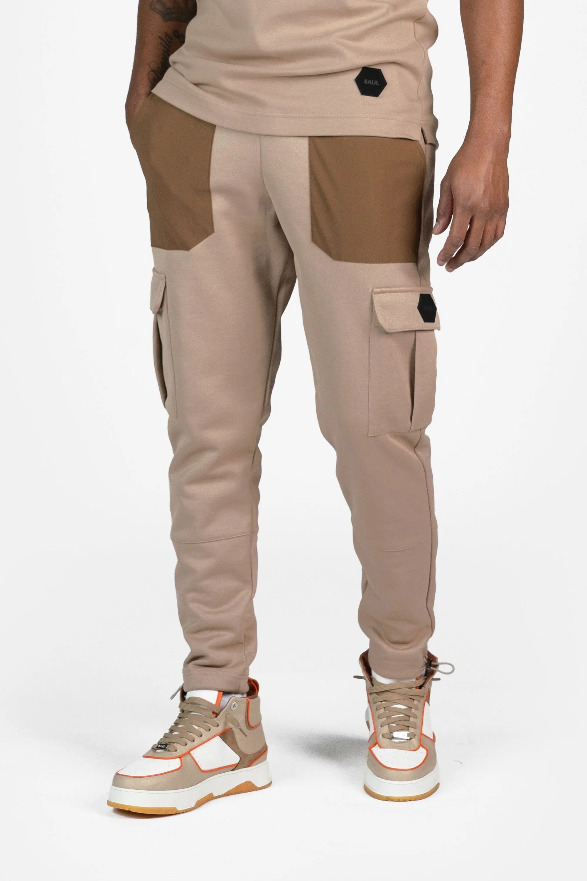 Q  Regular Fit Cargo Pants Warm Taupe